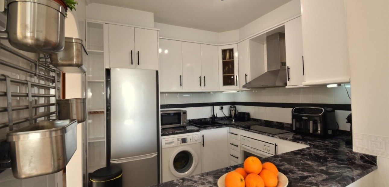 Sale - Apartment / flat -
Formentera del Segura - Formentera - Village