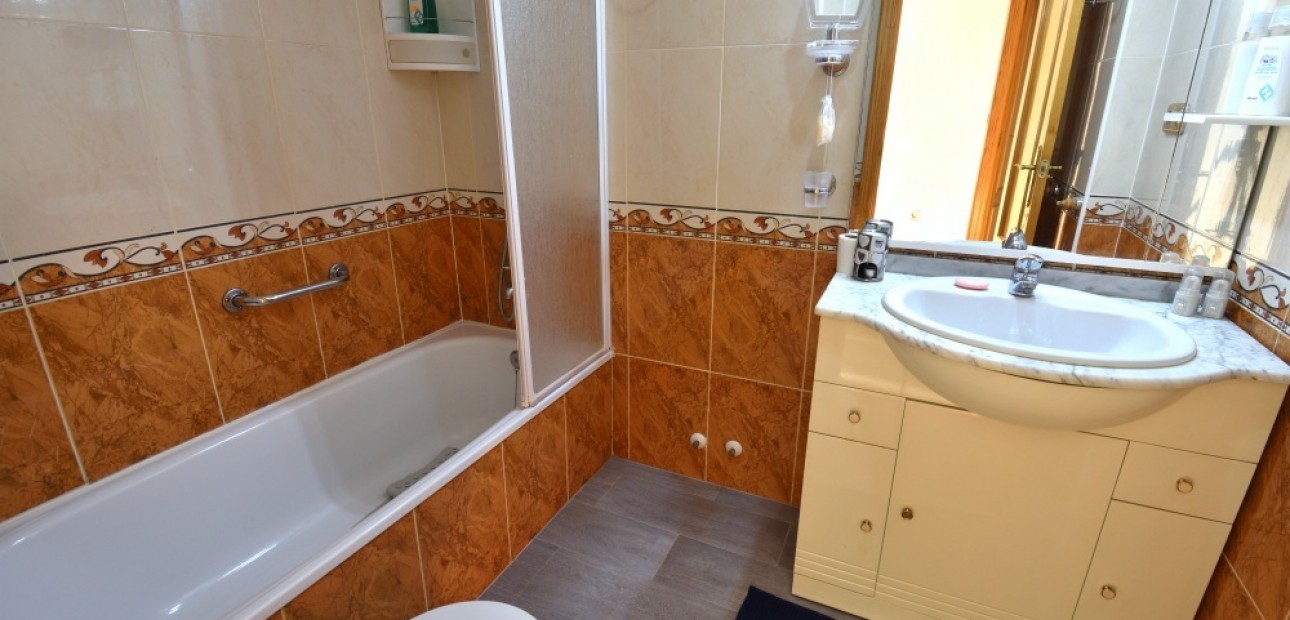 Sale - Apartment / flat -
Formentera del Segura - Formentera - Village
