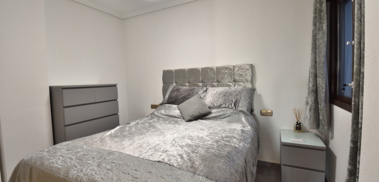 Sale - Apartment / flat -
Formentera del Segura - Formentera - Village