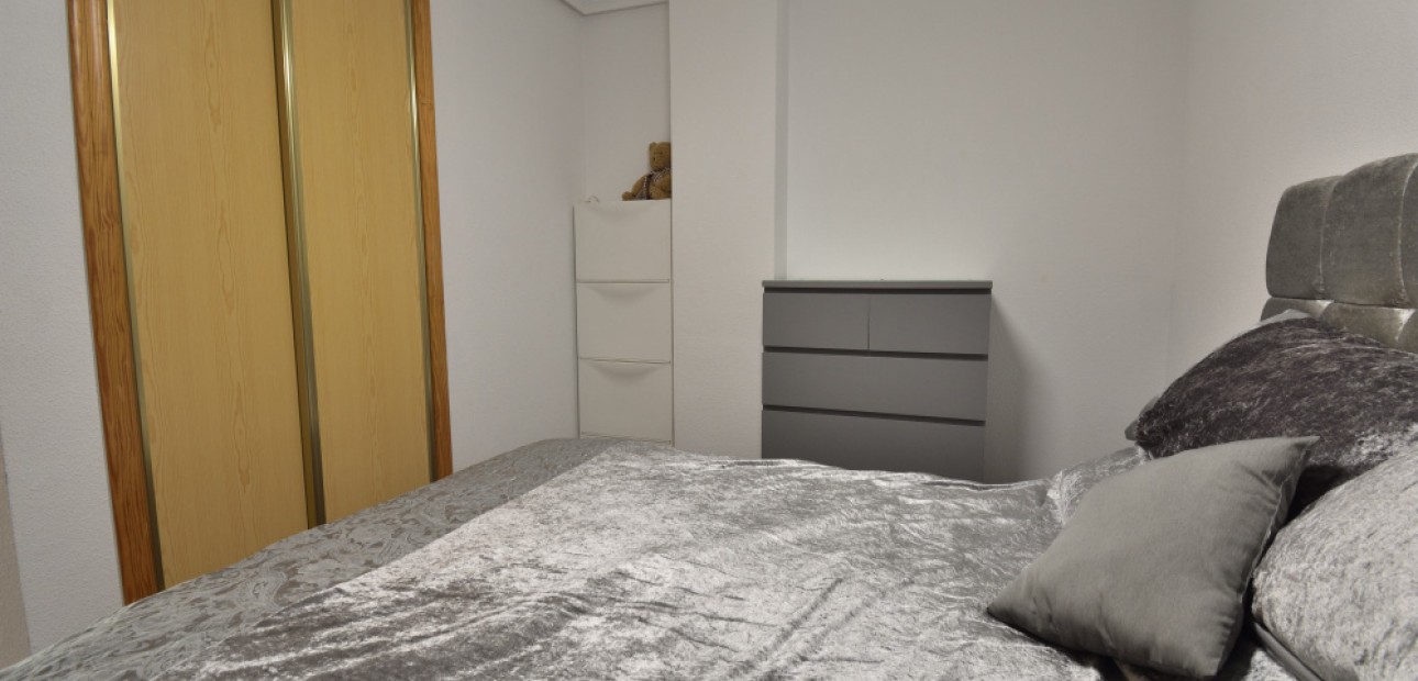 Sale - Apartment / flat -
Formentera del Segura - Formentera - Village