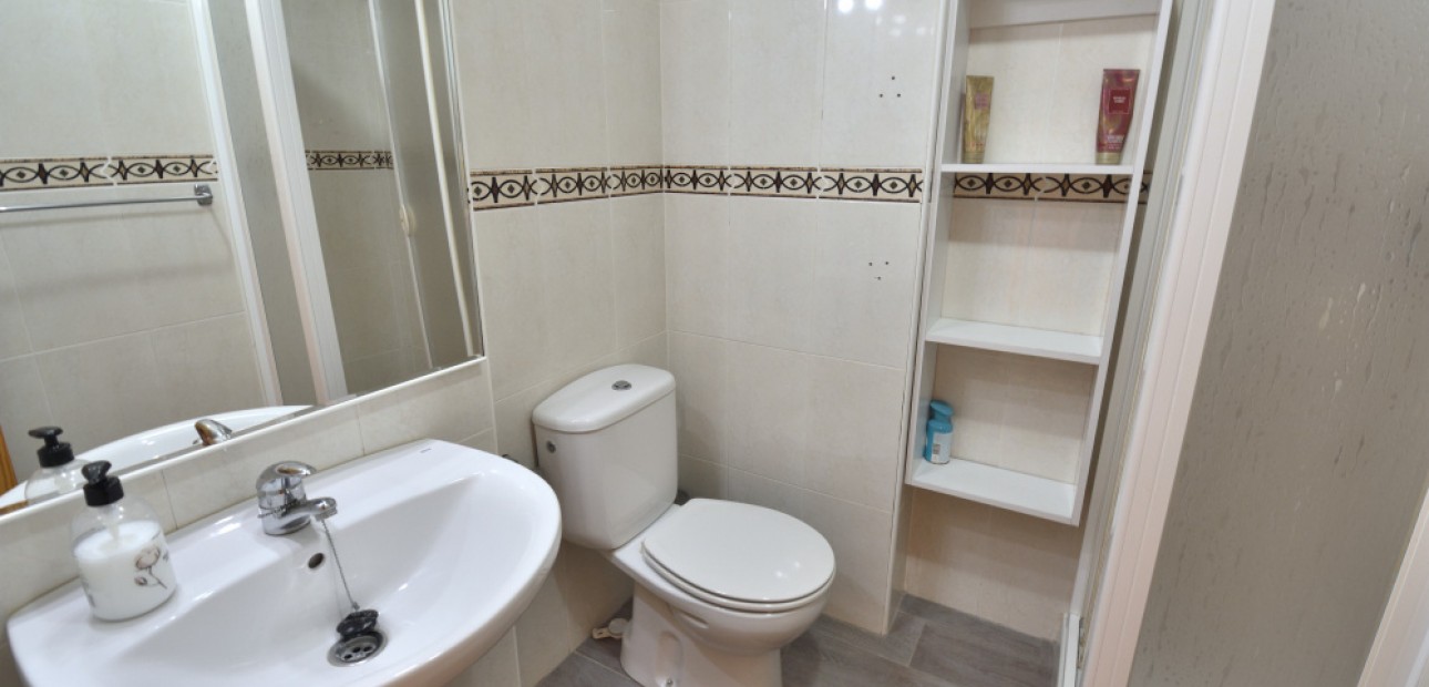 Sale - Apartment / flat -
Formentera del Segura - Formentera - Village