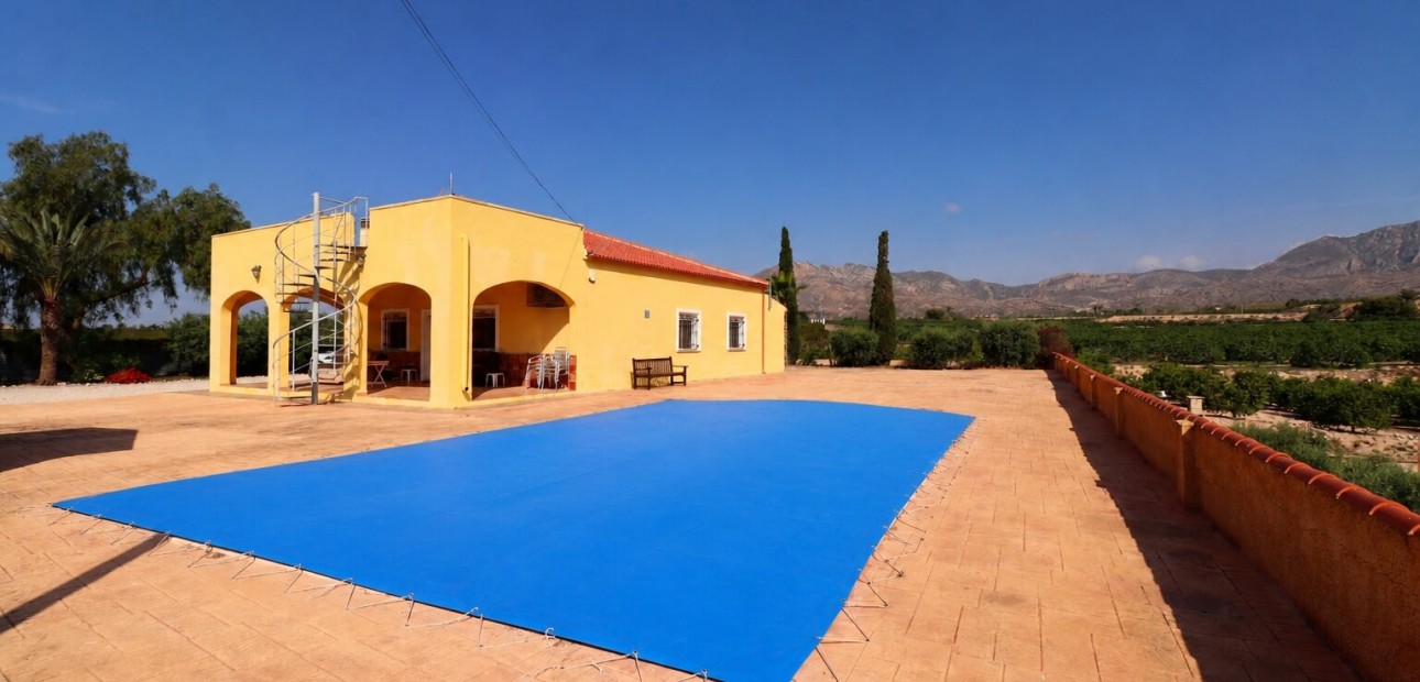 Sale - Country Property -
Albatera - Albatera - Country