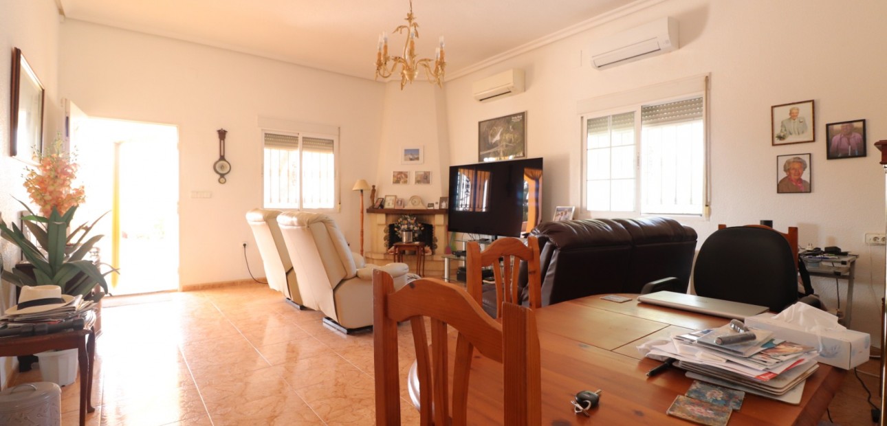 Sale - Country Property -
Albatera - Albatera - Country