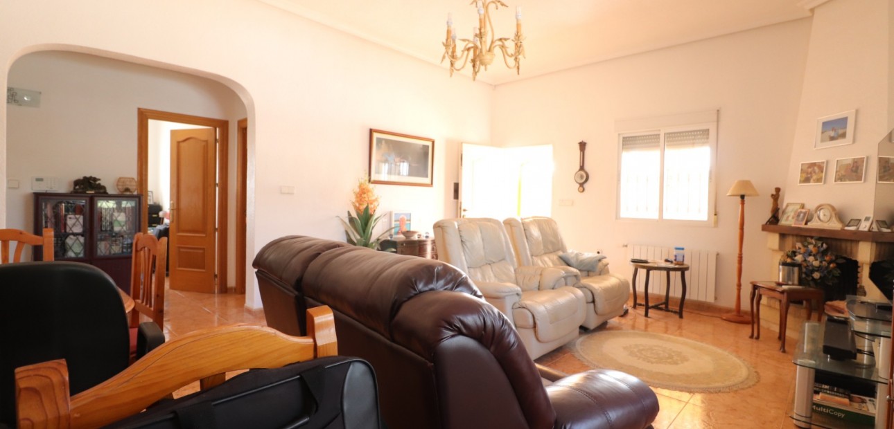 Sale - Country Property -
Albatera - Albatera - Country