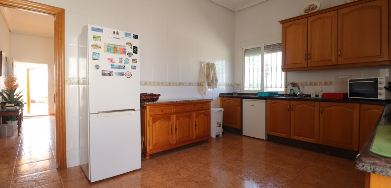 Sale - Country Property -
Albatera - Albatera - Country