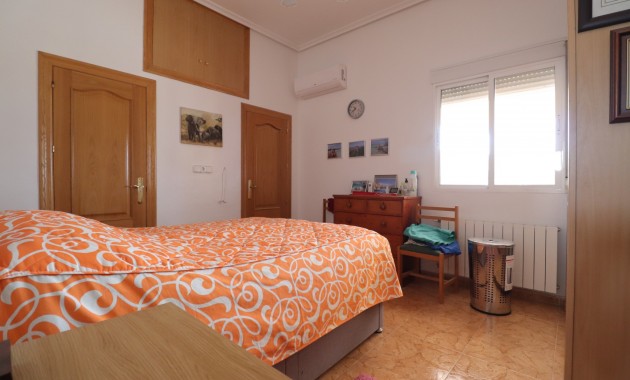 Sale - Country Property -
Albatera - Albatera - Country