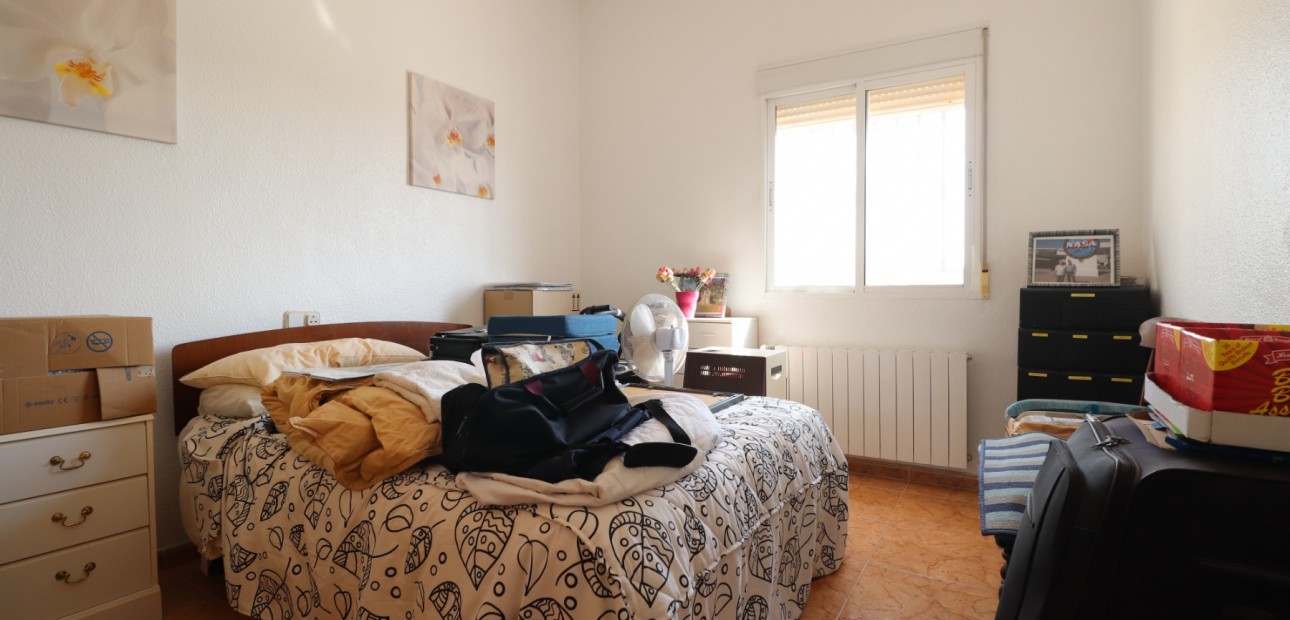 Sale - Country Property -
Albatera - Albatera - Country