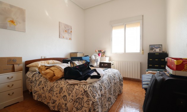 Sale - Country Property -
Albatera - Albatera - Country