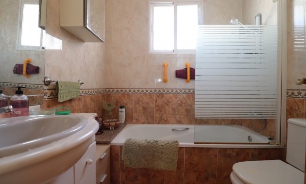 Sale - Country Property -
Albatera - Albatera - Country