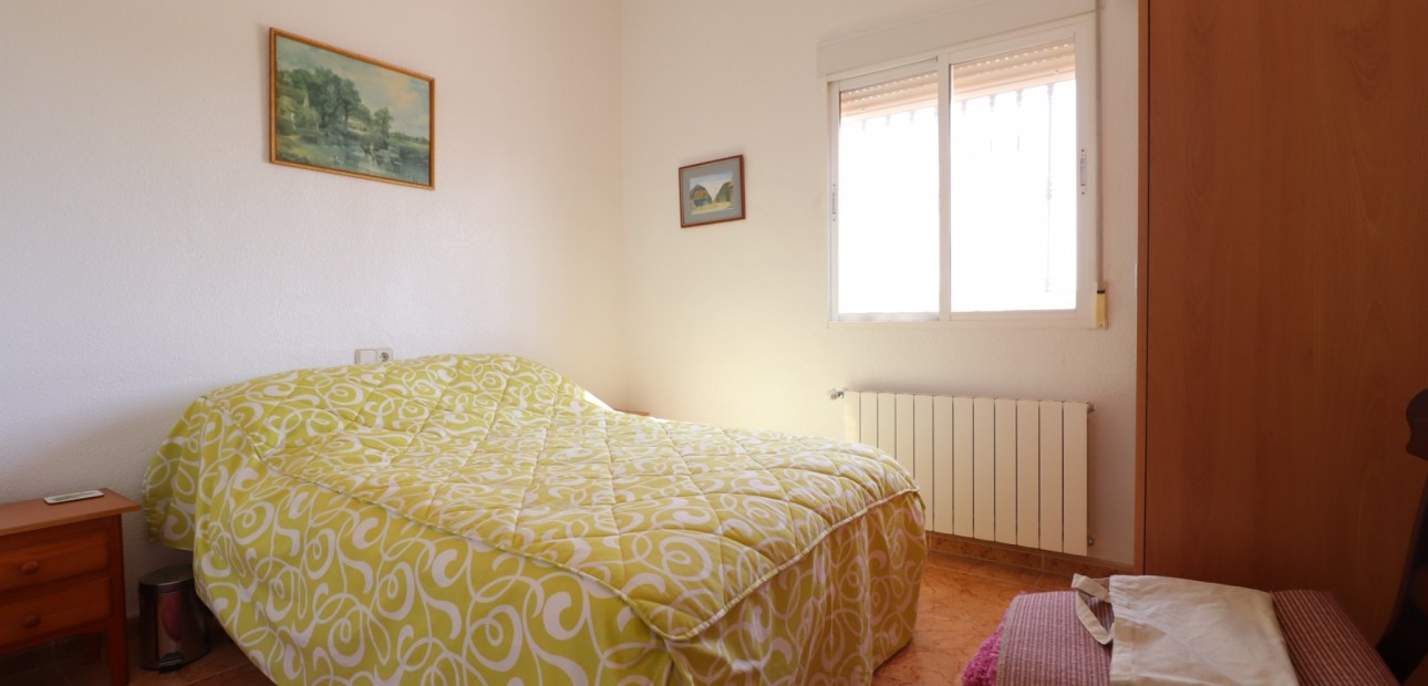 Sale - Country Property -
Albatera - Albatera - Country