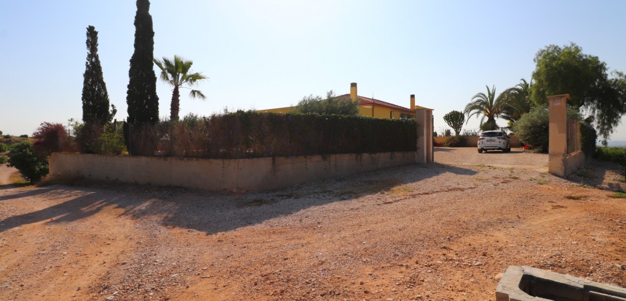 Sale - Country Property -
Albatera - Albatera - Country