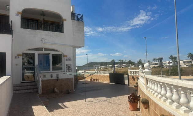 Sale - Apartment / flat -
Orihuela - Entre Naranjos Vistabella