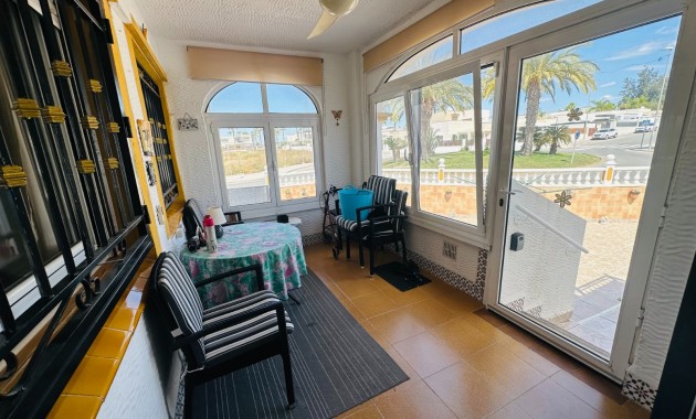 Sale - Apartment / flat -
Orihuela - Entre Naranjos Vistabella