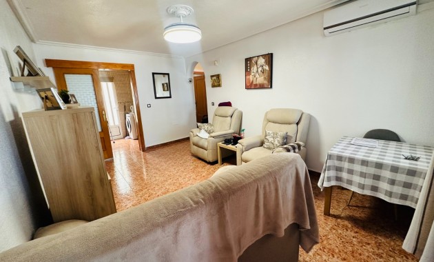 Sale - Apartment / flat -
Orihuela - Entre Naranjos Vistabella