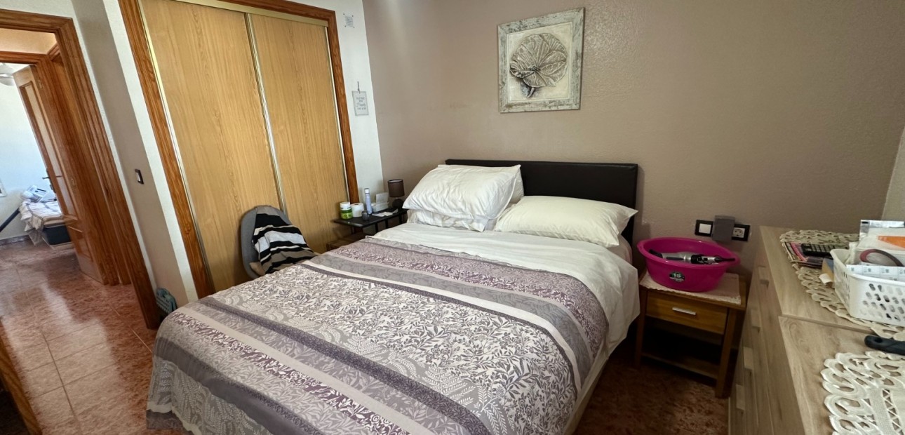 Sale - Apartment / flat -
Orihuela - Entre Naranjos Vistabella