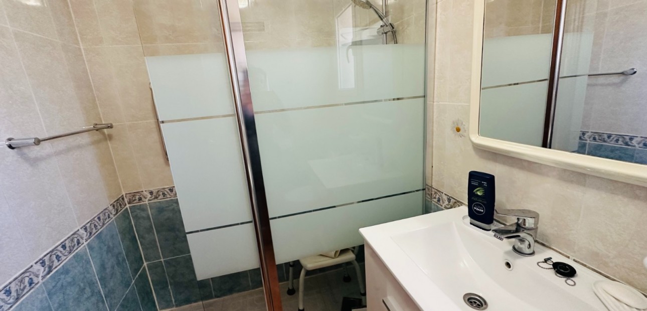Sale - Apartment / flat -
Orihuela - Entre Naranjos Vistabella