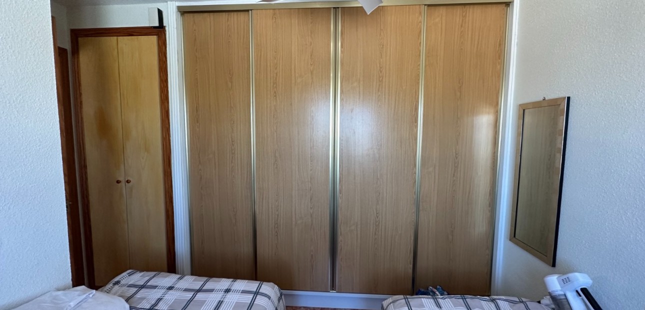 Sale - Apartment / flat -
Orihuela - Entre Naranjos Vistabella