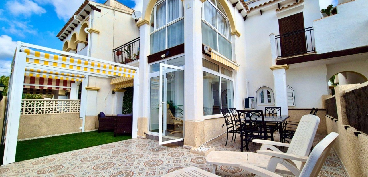 Sale - Bungalow -
San Miguel de Salinas - BLUE LAGOON