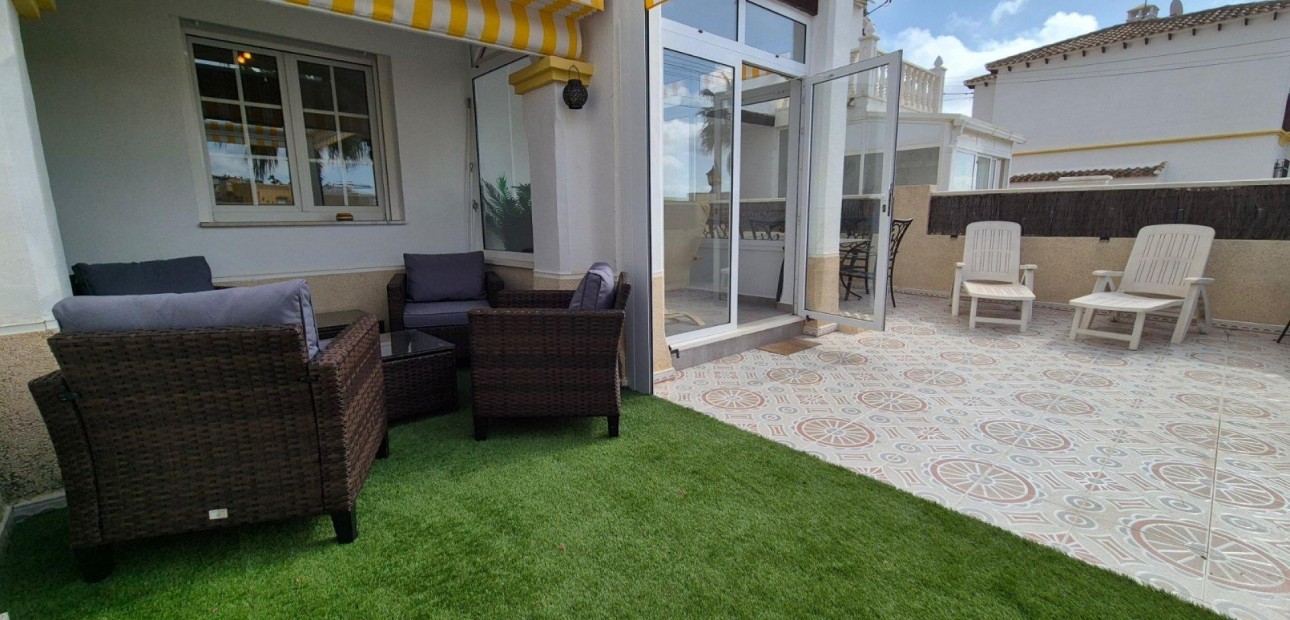 Sale - Bungalow -
San Miguel de Salinas - BLUE LAGOON