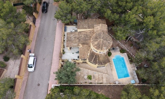 Herverkoop - Detached Villa -
Orihuela Costa - Villamartin