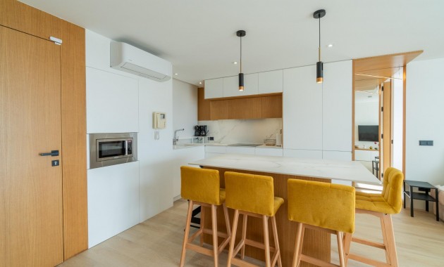 Sale - Apartment / flat -
Guardamar del Segura - Puerto Deportivo
