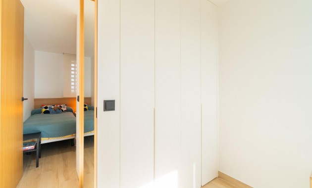 Sale - Apartment / flat -
Guardamar del Segura - Puerto Deportivo