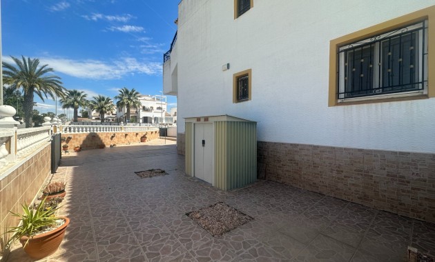 Sale - Apartment / flat -
Orihuela - Entre Naranjos Vistabella