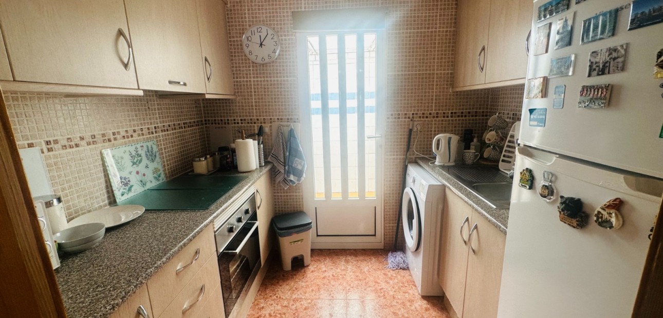 Sale - Apartment / flat -
Orihuela - Entre Naranjos Vistabella