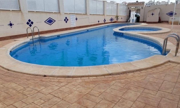 Sale - Apartment / flat -
Orihuela - Entre Naranjos Vistabella