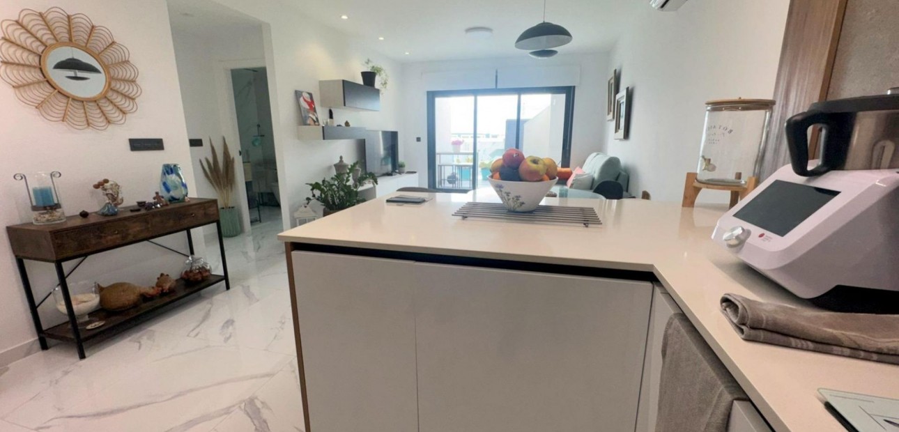 Sale - Bungalow -
Guardamar del Segura - EL RASO