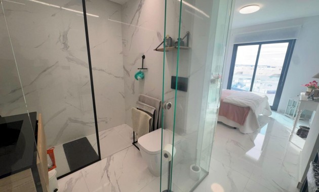 Sale - Bungalow -
Guardamar del Segura - EL RASO