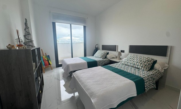 Sale - Bungalow -
Guardamar del Segura - EL RASO