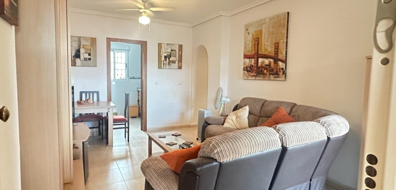 Sale - Apartment / flat -
Torrevieja - Los Balcones - Los Altos del Edén