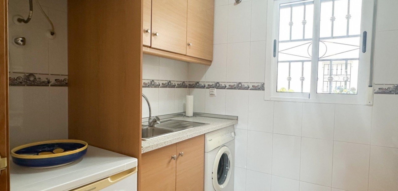Sale - Apartment / flat -
Torrevieja - Los Balcones - Los Altos del Edén
