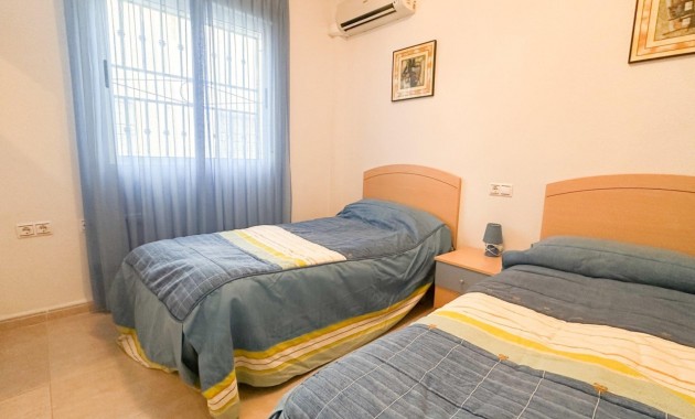 Sale - Apartment / flat -
Torrevieja - Los Balcones - Los Altos del Edén