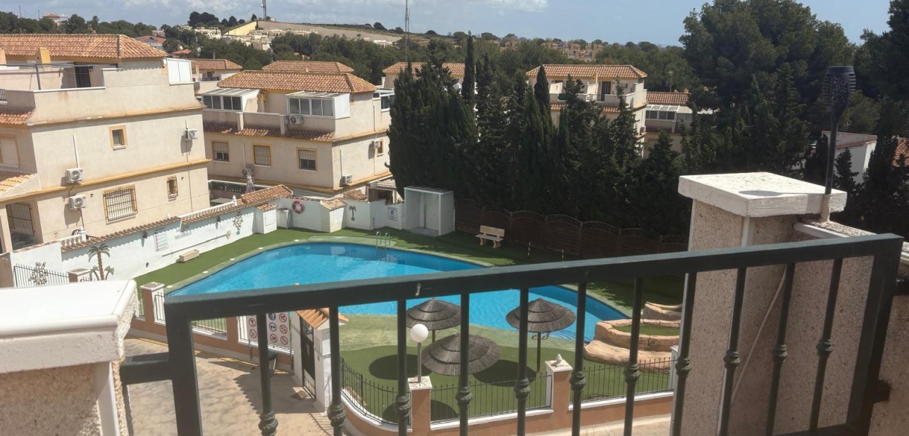 Sale - Townhouse -
Algorfa - La Finca Golf Resort