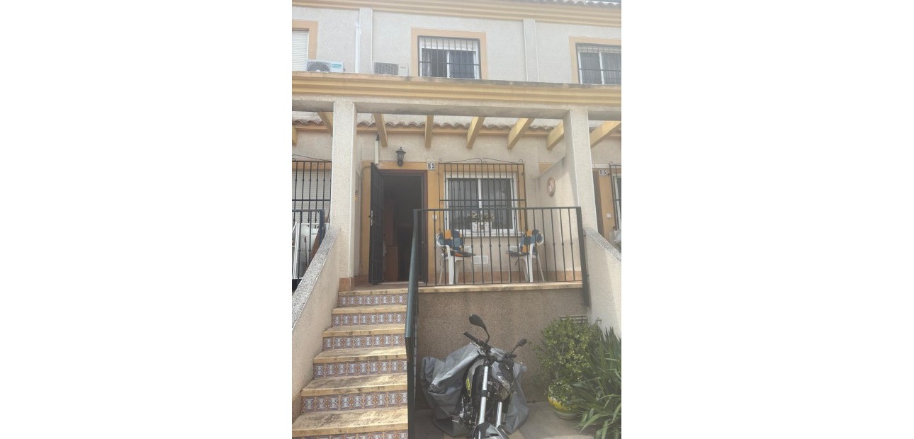 Sale - Townhouse -
Algorfa - La Finca Golf Resort