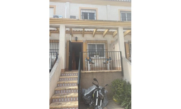 Sale - Townhouse -
Algorfa - La Finca Golf Resort
