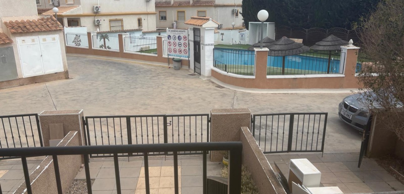Sale - Townhouse -
Algorfa - La Finca Golf Resort