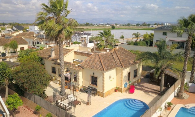 Sale - Detached Villa -
Formentera del Segura - Fincas de La Vega