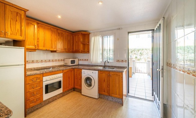 Sale - Bungalow -
Orihuela Costa - Villamartin
