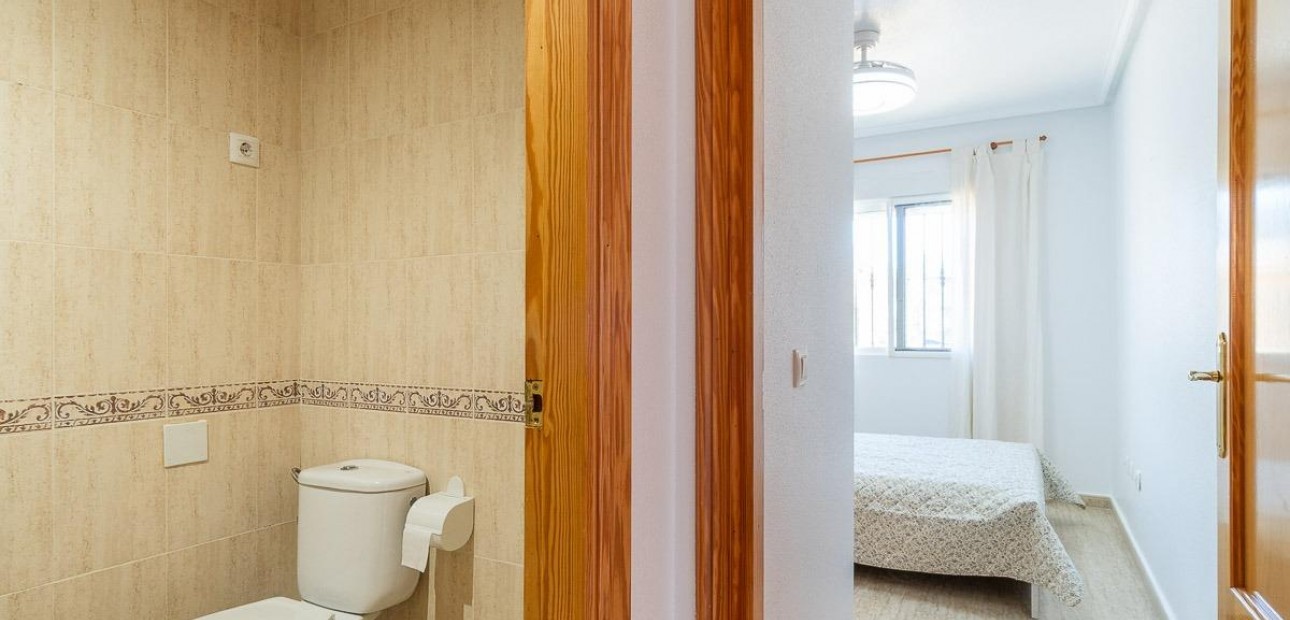 Sale - Bungalow -
Orihuela Costa - Villamartin