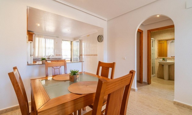 Sale - Bungalow -
Orihuela Costa - Villamartin