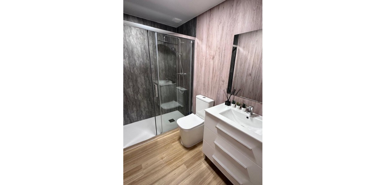 Venta - Apartamento / piso -
Torrevieja - torrevieja