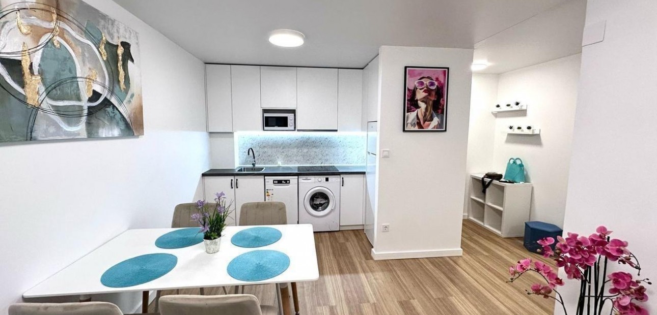 Venta - Apartamento / piso -
Torrevieja - torrevieja