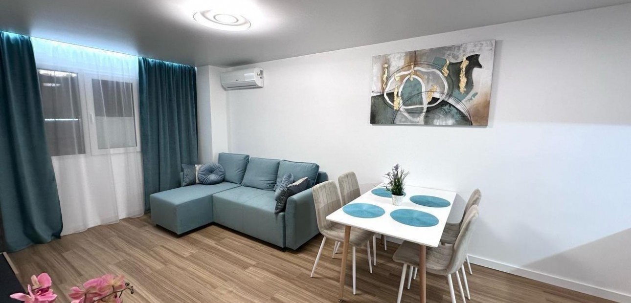 Venta - Apartamento / piso -
Torrevieja - torrevieja
