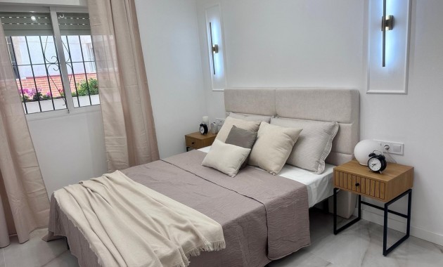 Sale - Apartment / flat -
Torrevieja - Estacion de autobuses