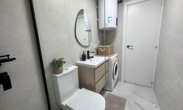 Sale - Apartment / flat -
Torrevieja - Estacion de autobuses