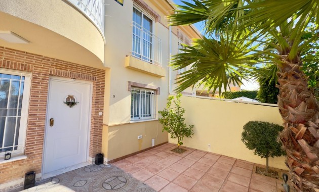 Sale - Terraced house -
Rojales - Doña Pepa