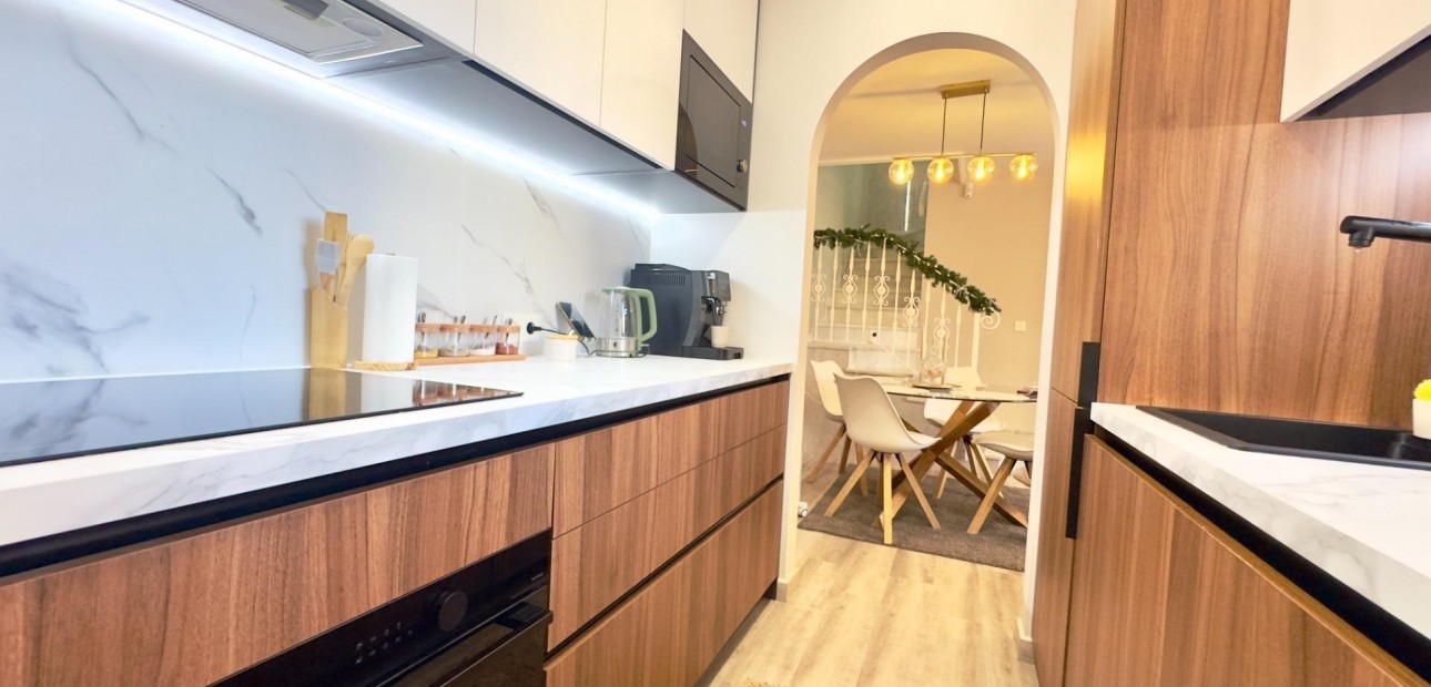 Sale - Terraced house -
Rojales - Doña Pepa